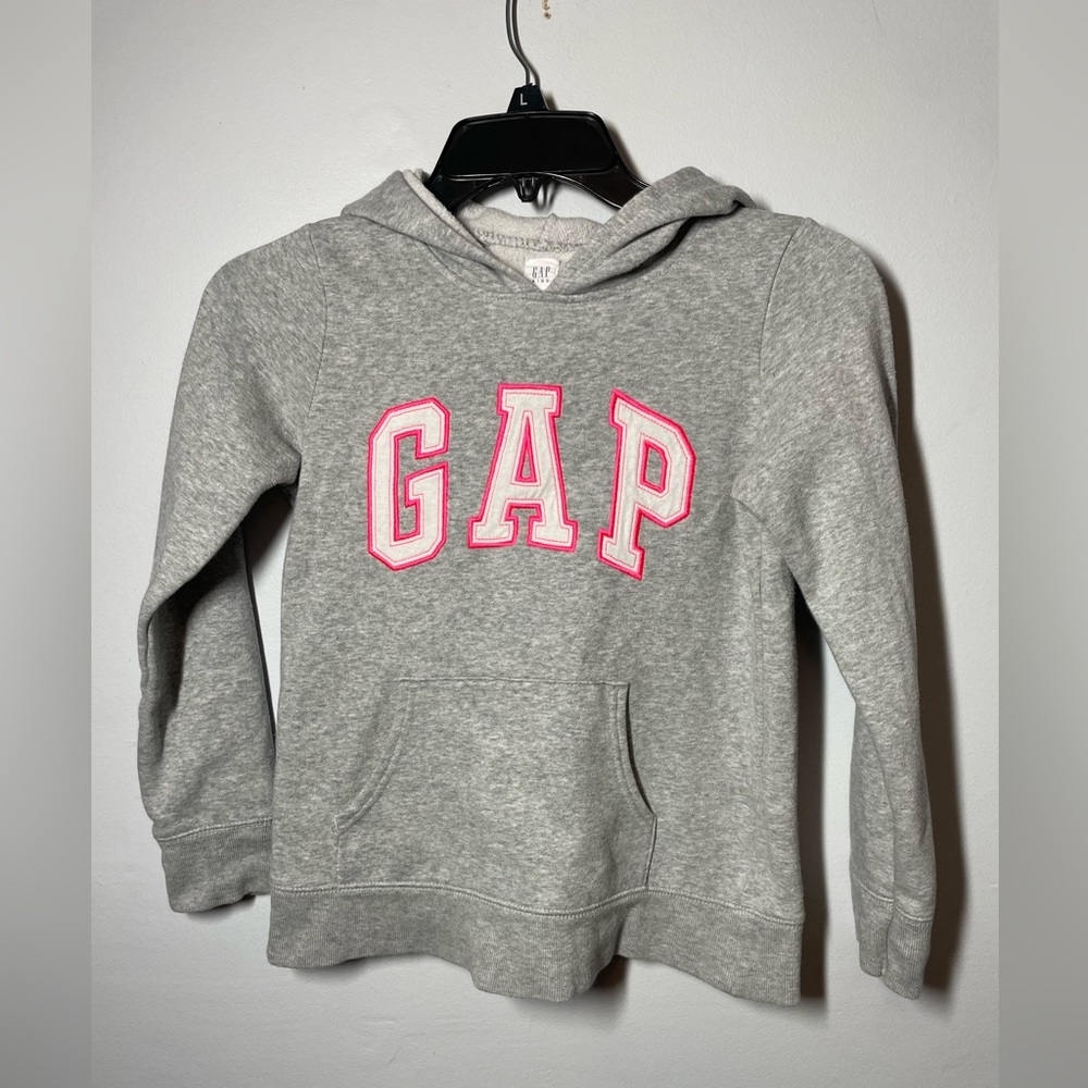 Gap Kids sweatshirt size large(10). Great condition! 🌸